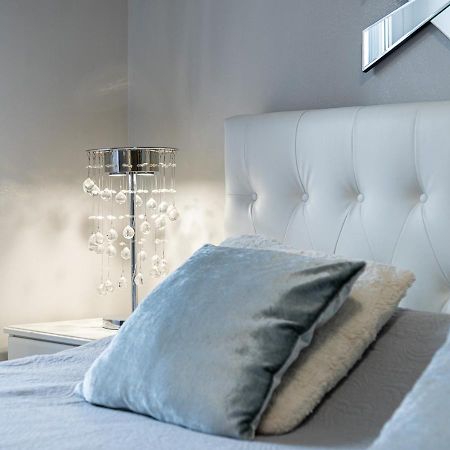Elegant Suite - In Centro Portanuova Turin Luaran gambar