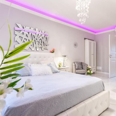 Elegant Suite - In Centro Portanuova Turin Luaran gambar