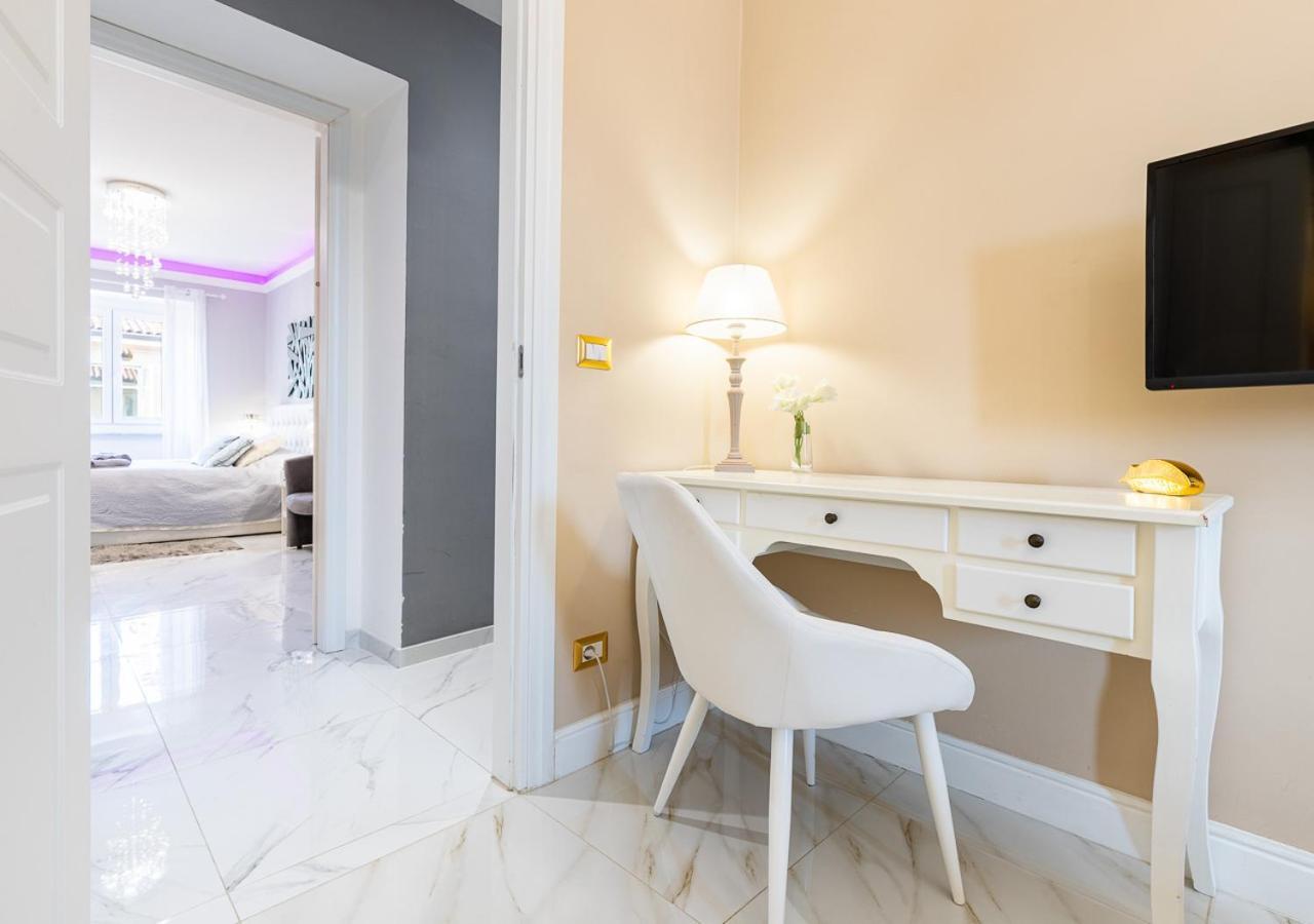 Elegant Suite - In Centro Portanuova Turin Luaran gambar