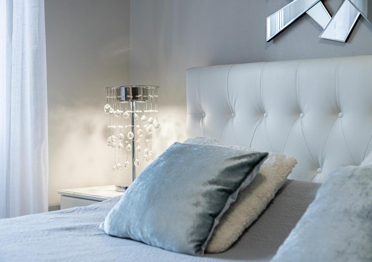 Elegant Suite - In Centro Portanuova Turin Luaran gambar