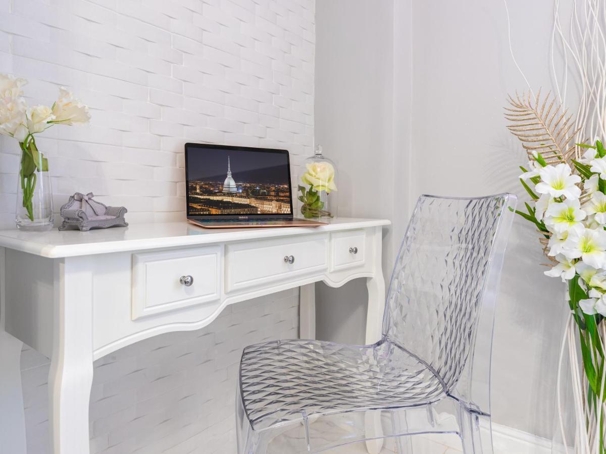 Elegant Suite - In Centro Portanuova Turin Luaran gambar